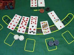Super Sic Bo live dealer studio on vivo4d slot with transparent dice cube and multi-camera view